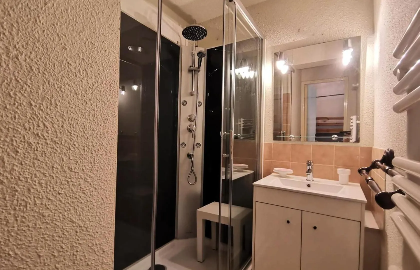 Residence Comete - Charmant T2, 6 Couchages Bien Situe Dans La Station De Reallon Mae-9041 0*,  France